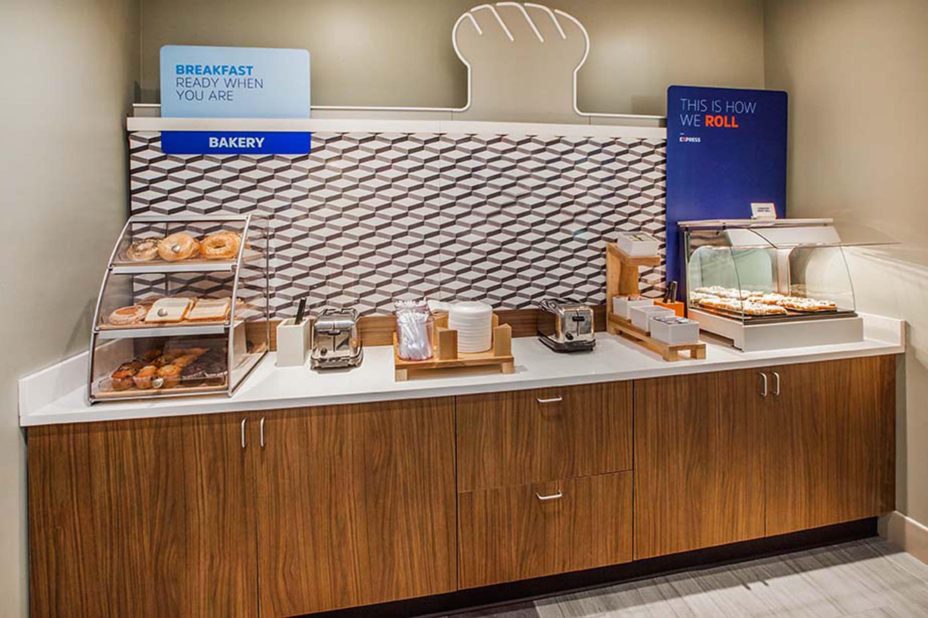 Holiday Inn Express - Atlanta-Kennesaw By Ihg Экстерьер фото